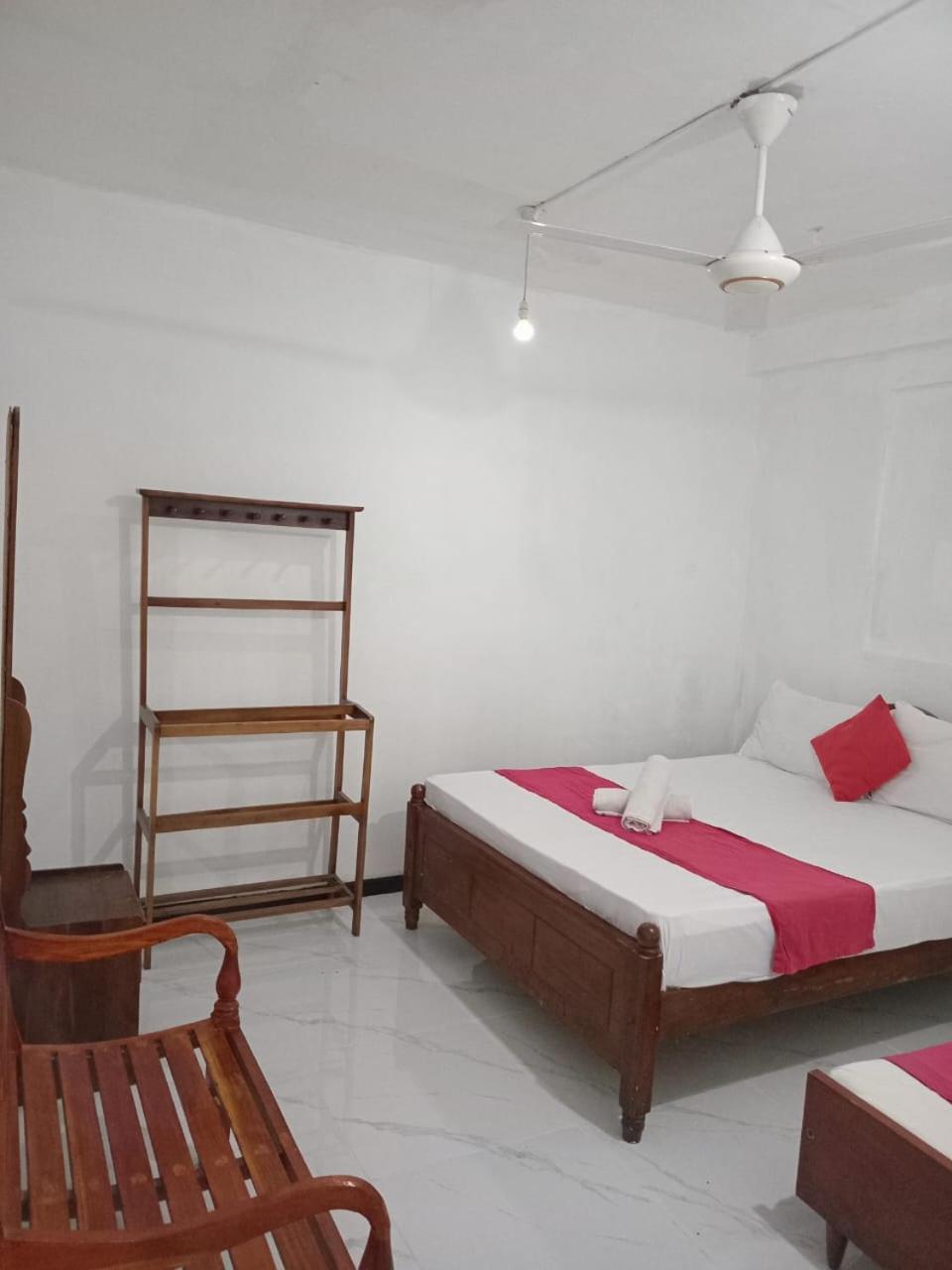 Sadhara River View Lodge キャンディー エクステリア 写真